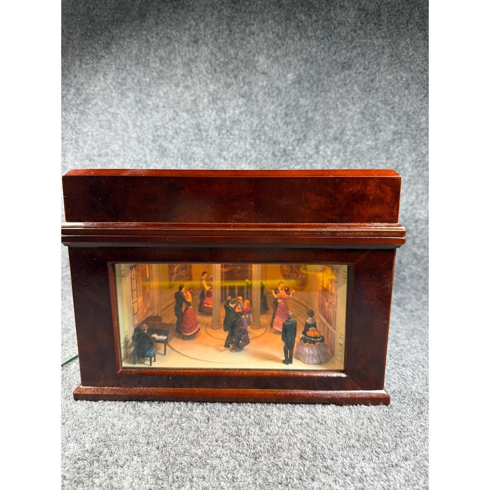 Mr. Christmas Animated Holiday Symphonium Wood Music Box Ballroom Dancers